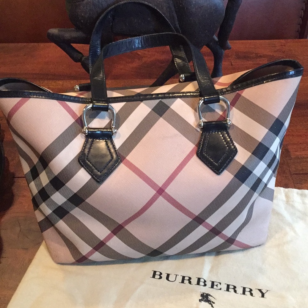 Burberry Nova Check tote